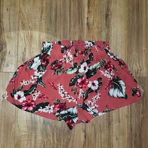 Stretchy flowy hibiscus shorts